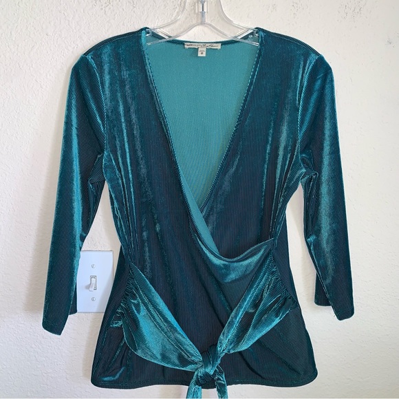 Express Velvet Ribbed Surplice Top - Picture 1 of 12